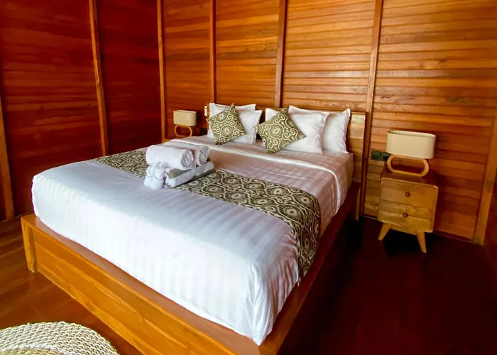 The Lores 2 Villa